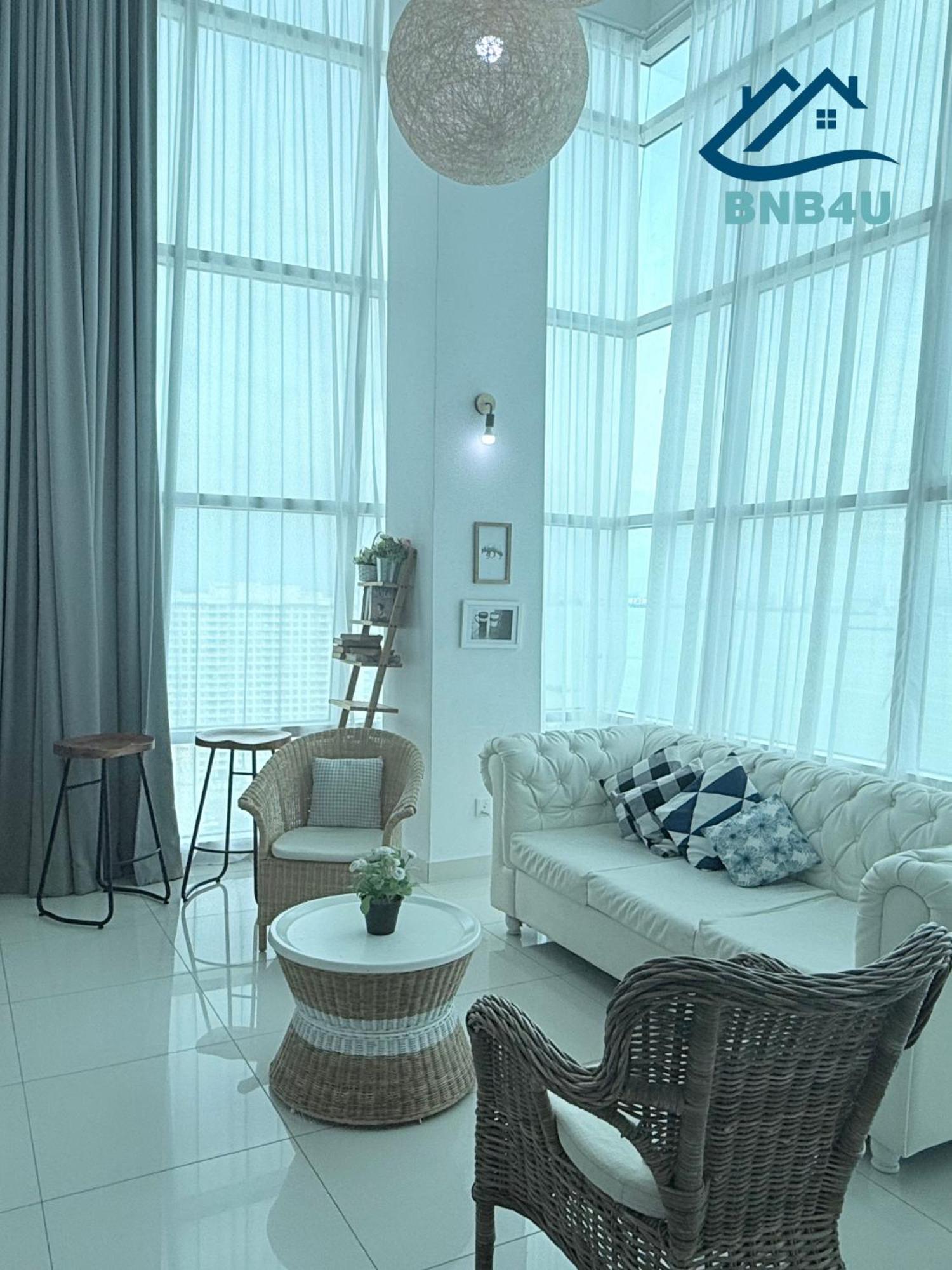 Duplex Seaview Comfort Stay In City By Iz George Town Eksteriør bilde
