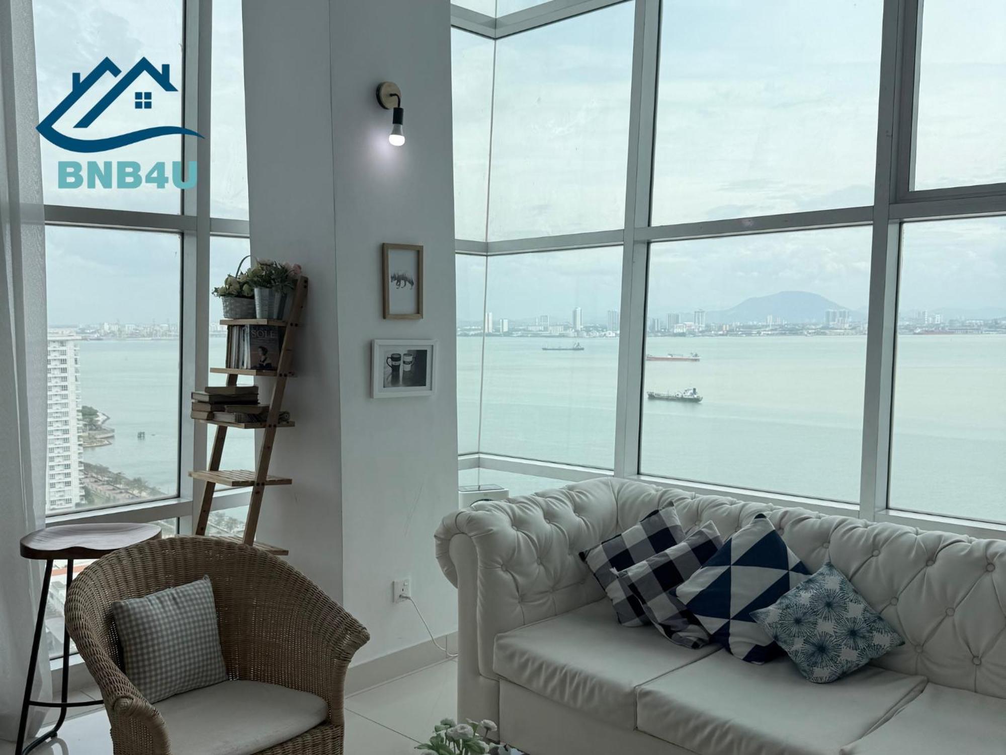 Duplex Seaview Comfort Stay In City By Iz George Town Eksteriør bilde